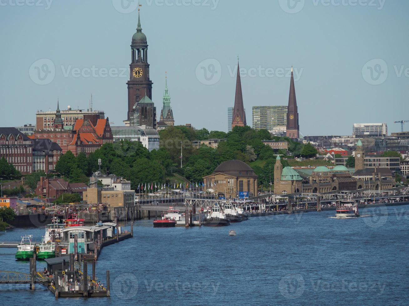 The city of Hamburg and the elbe river photo