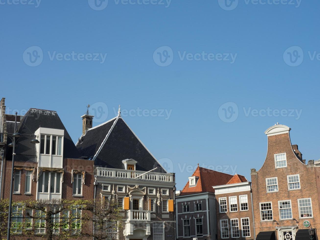 la ciudad de haarlem en los países bajos foto