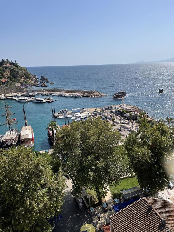 Meerblick auf den Hafen von Antalya photo