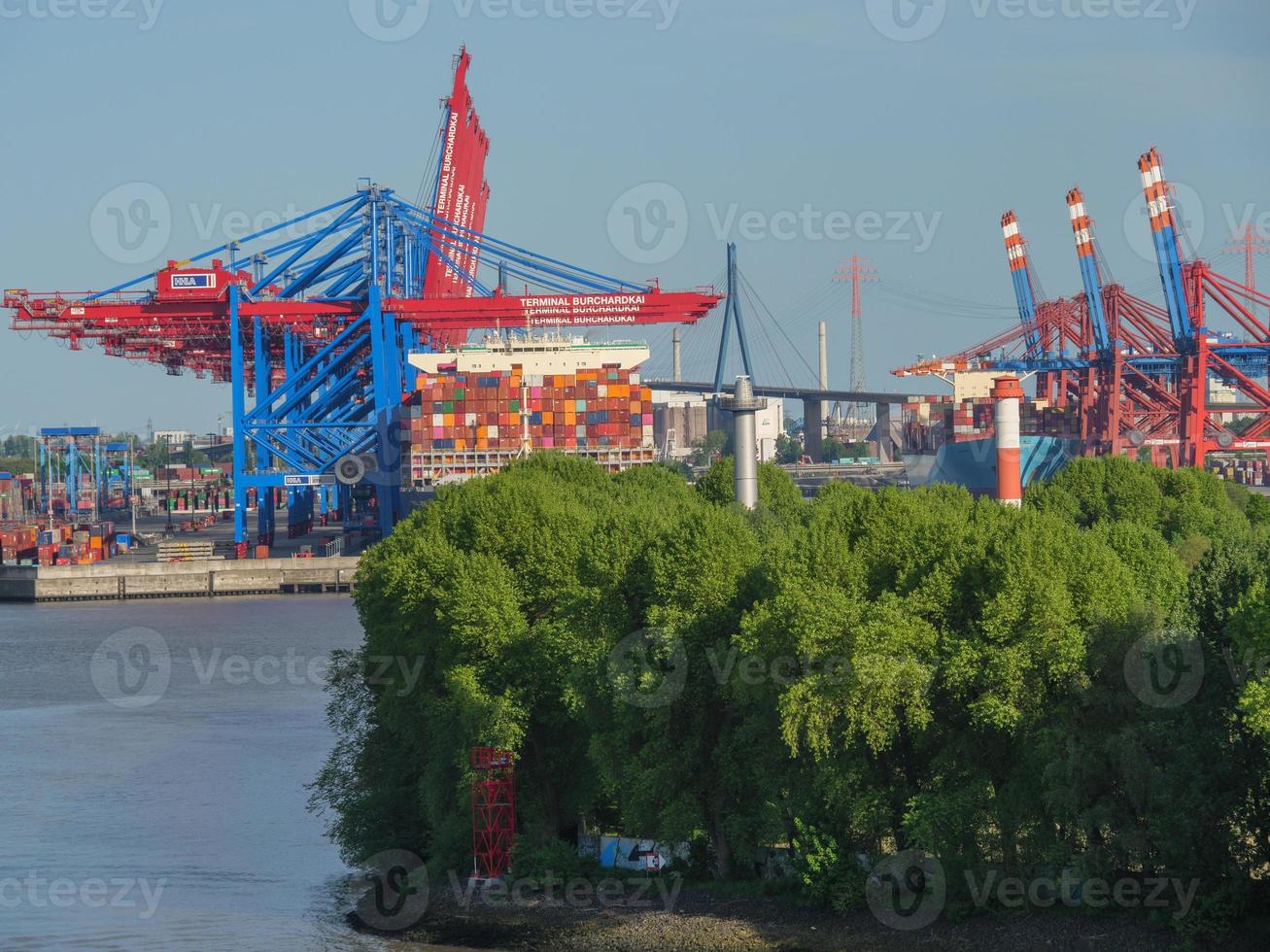 The city of Hamburg and the elbe river photo