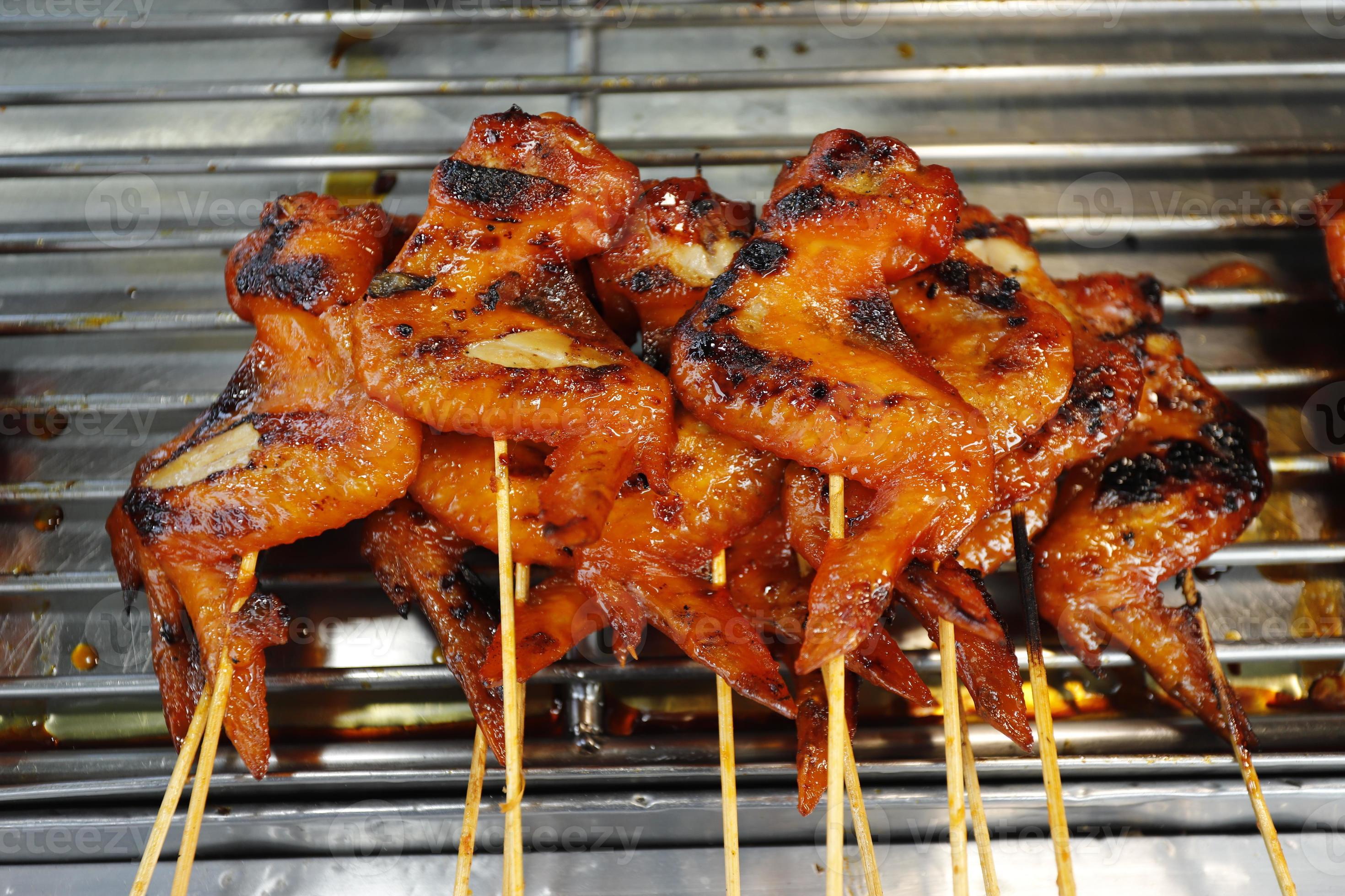 Roast chicken street food in thailand. 8119472 Stock Photo at Vecteezy