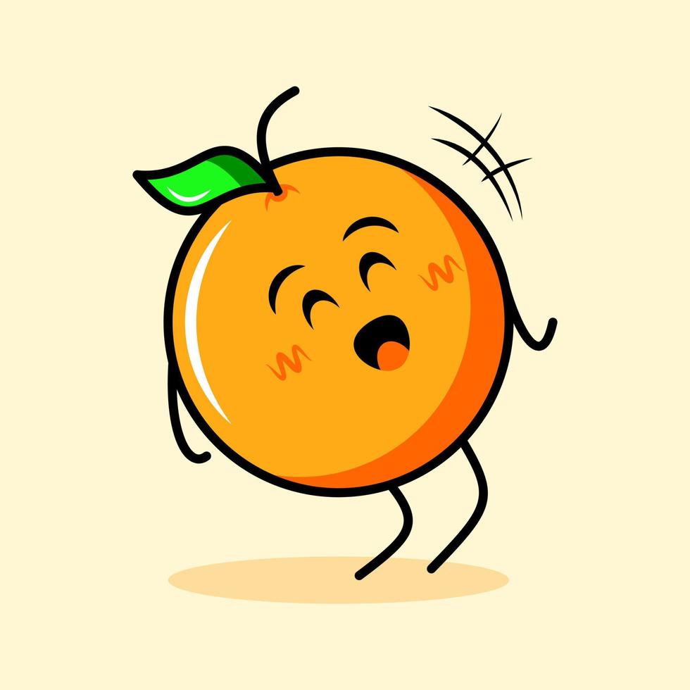 lindo personaje naranja con expresión feliz, ojos brillantes y ojos cerrados. caricatura, emoticono, moderno, fresco, contorno y logotipo de mascota. adecuado para logotipo, icono y signo vector