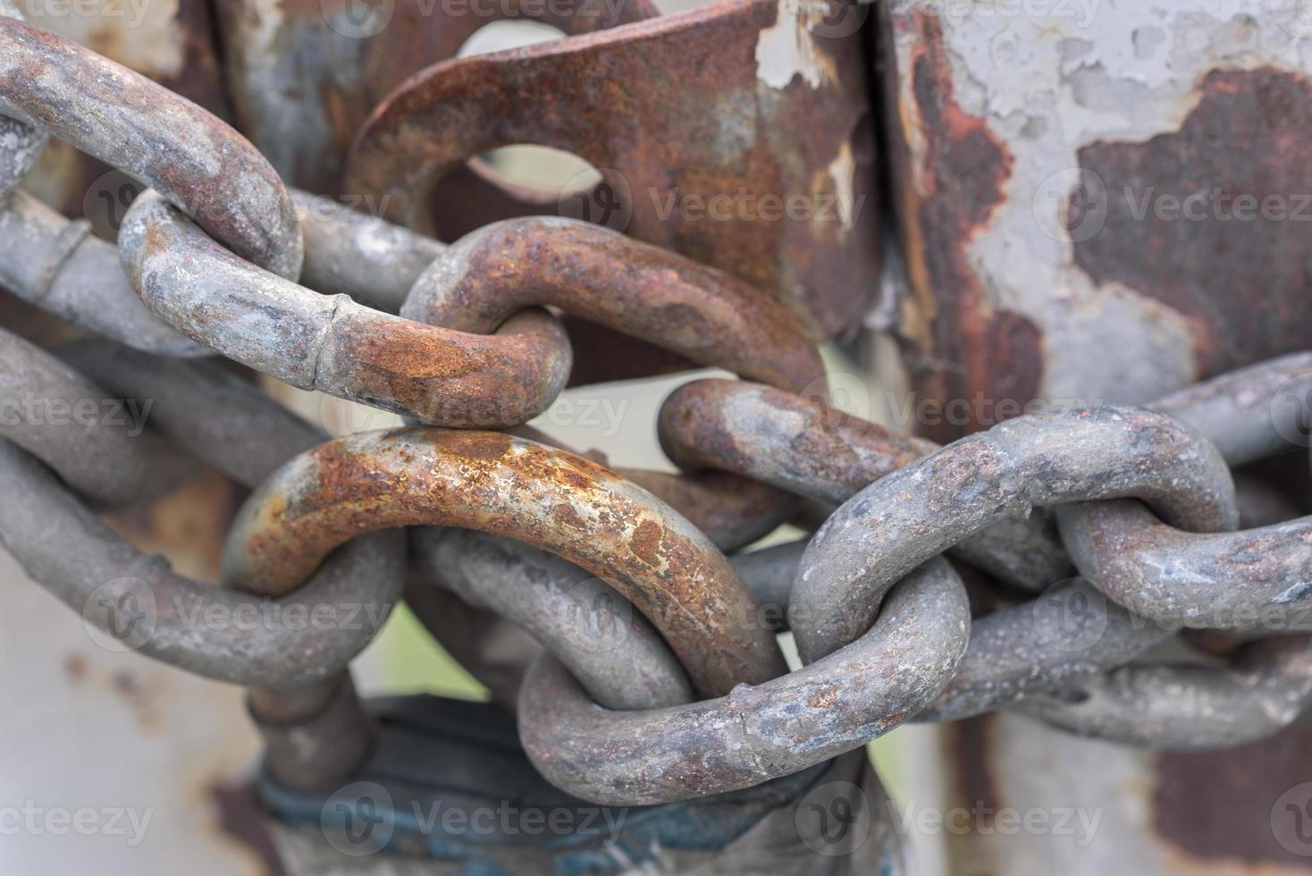 metal rusty chain photo