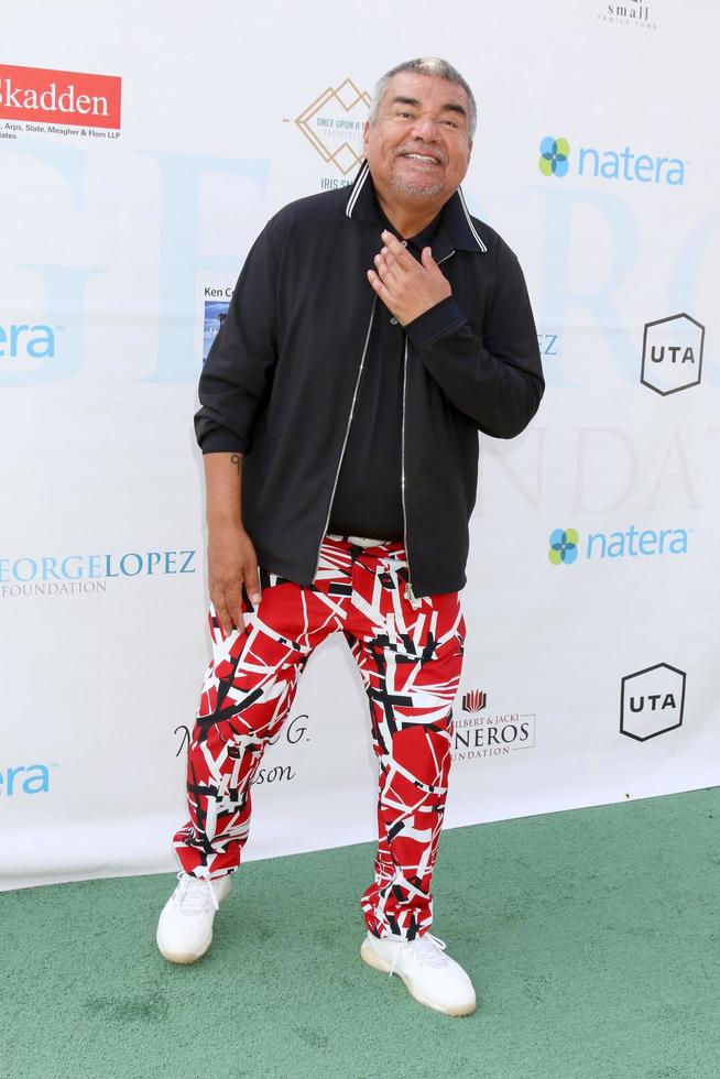 LOS ANGELES  OCT 4 - George Lopez at the George Lopez Foundation 14th Celebrity Golf Classic at the Lakeside Golf Course on October 4, 2021 in Toluca Lake, CA photo