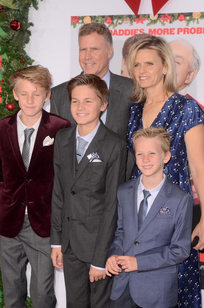 LOS ANGELES NOV 5 - Will Ferrell, Family at the Daddys Home 2 Los