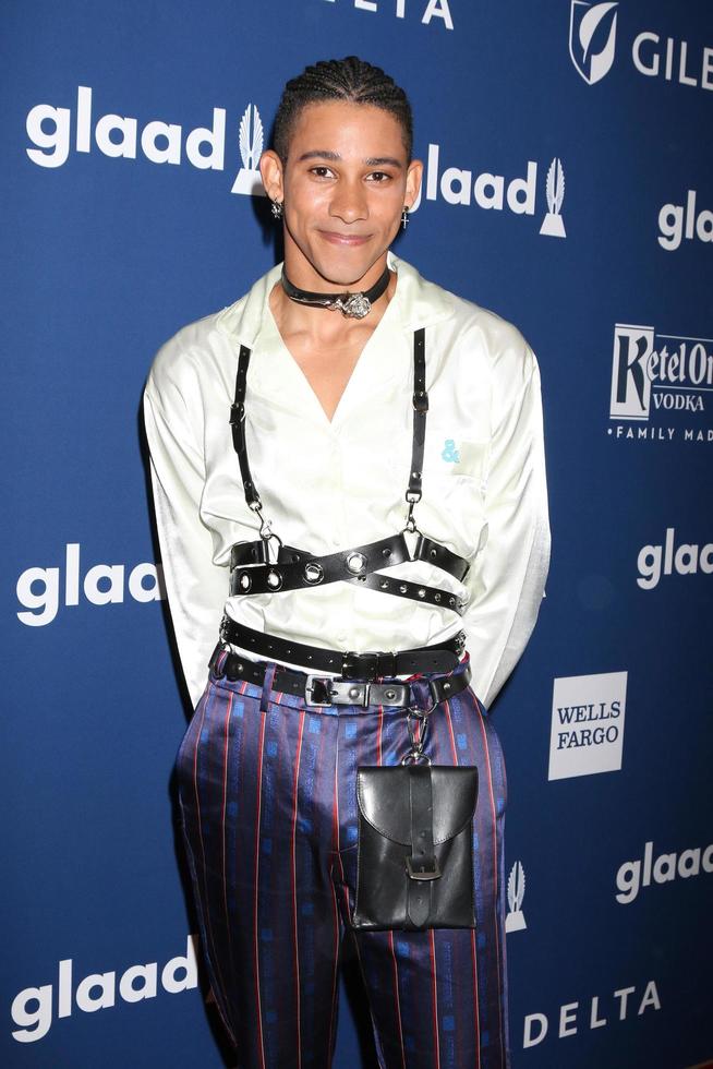 LOS ANGELES APR 12 - Keiynan Lonsdale at GLAAD Media Awards Los Angeles at Beverly Hilton Hotel on April 12, 2018 in Beverly Hills, CA photo