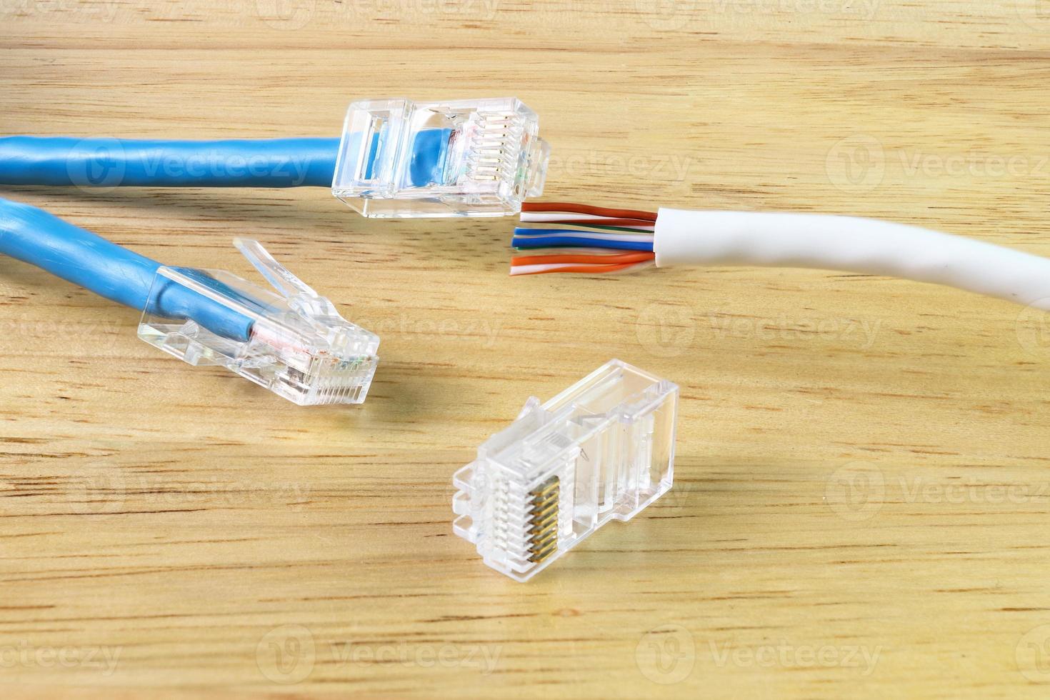 rj45 con cable para uso de cable de internet de red, dispositivo para conectividad de cable de red foto