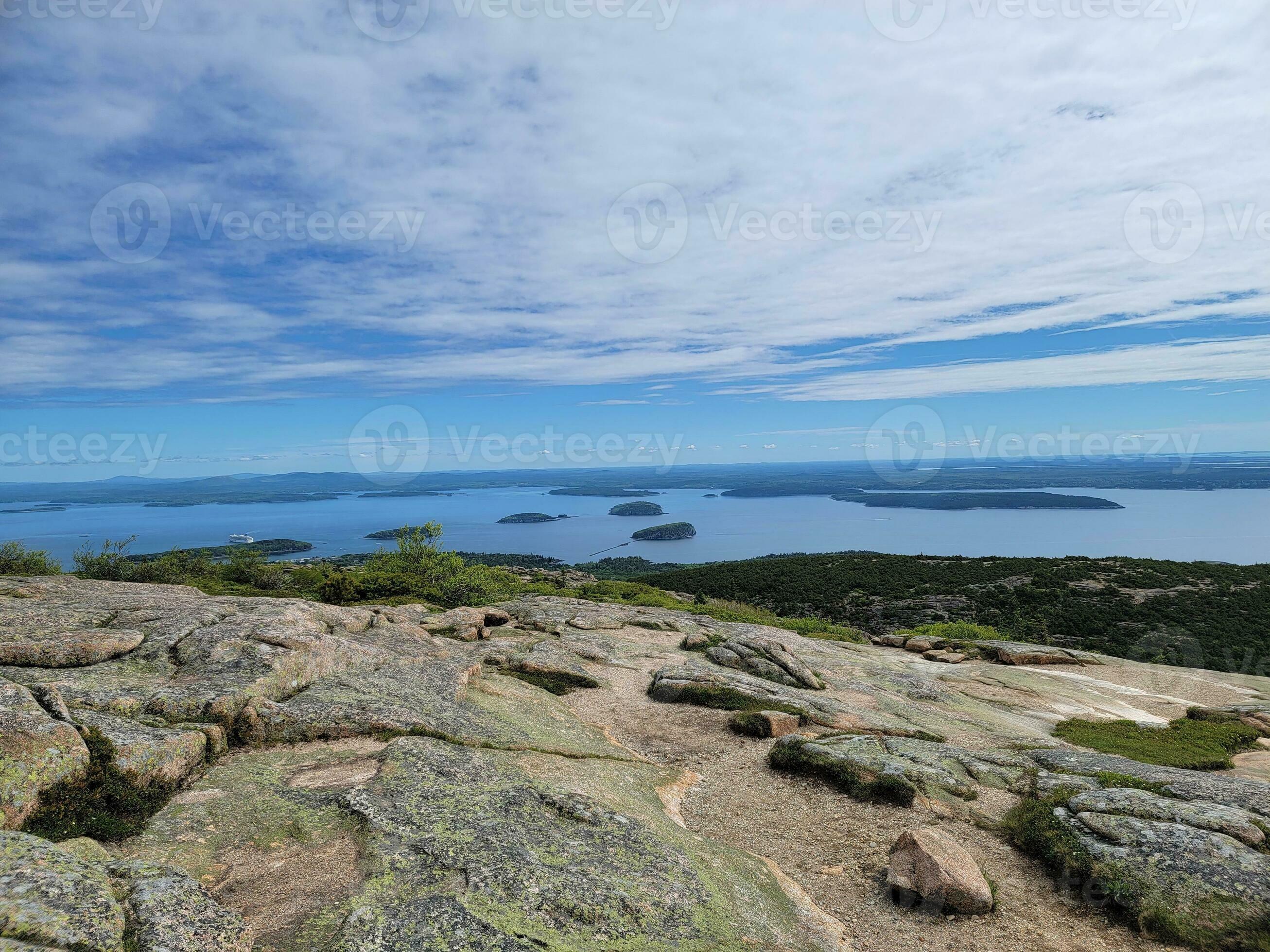 View Photos of Granite Rocks