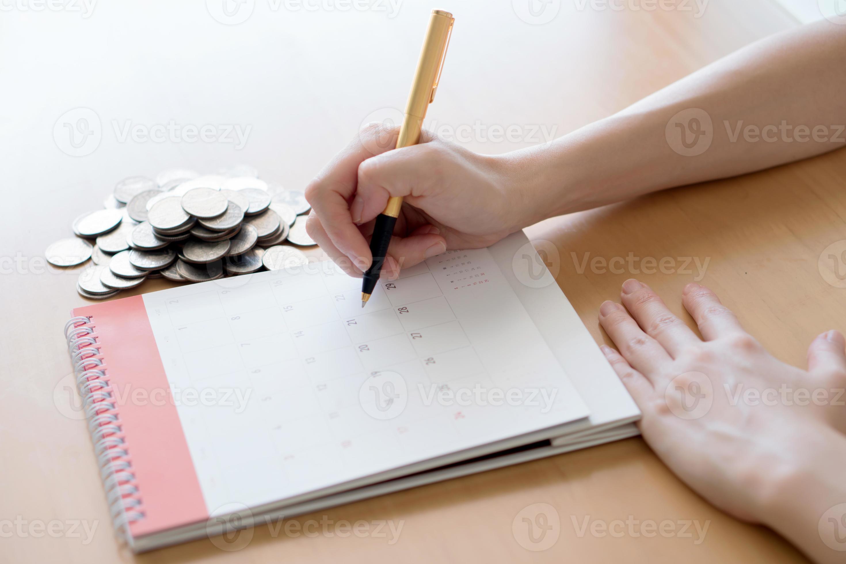 hand writing in calendar plan concept. 8203562 Stock Photo at Vecteezy