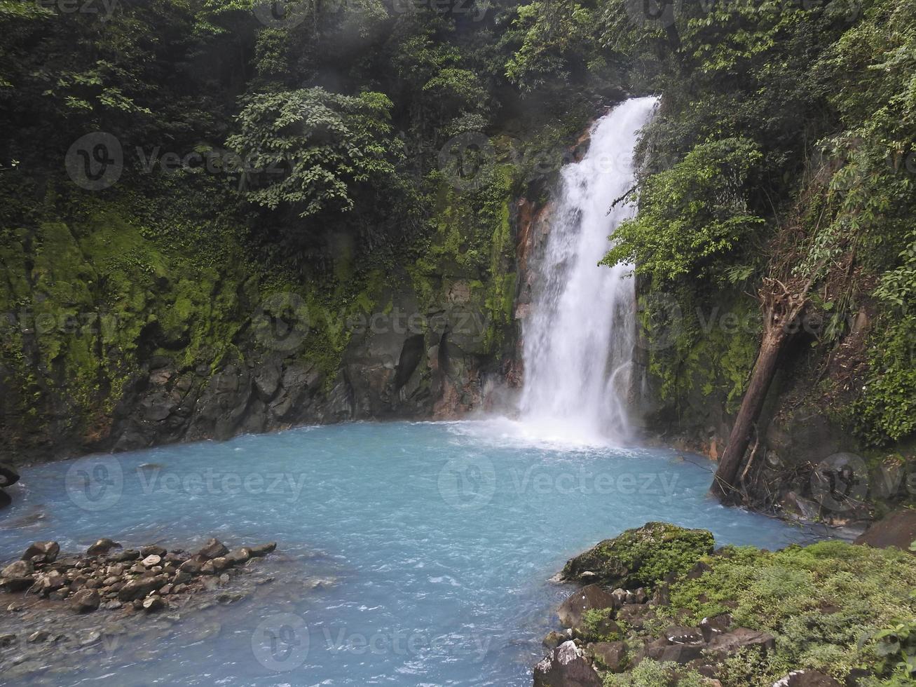 río azul claro foto