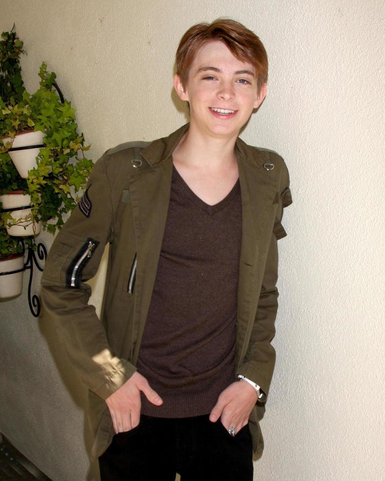 LOS ANGELES, AUG 6 - Dylan Riley Snyder at a private photo shoot at Private Home on August 6, 2011 in Sherman Oaks, CA