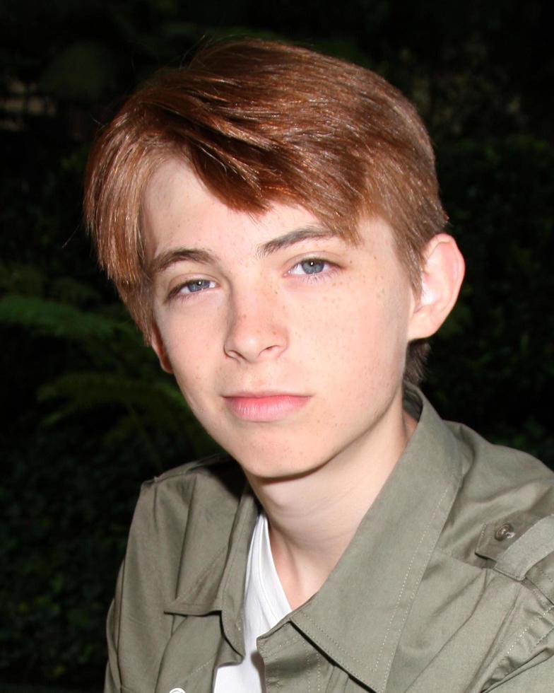 LOS ANGELES, AUG 6 - Dylan Riley Snyder at a private photo shoot at Private Home on August 6, 2011 in Sherman Oaks, CA
