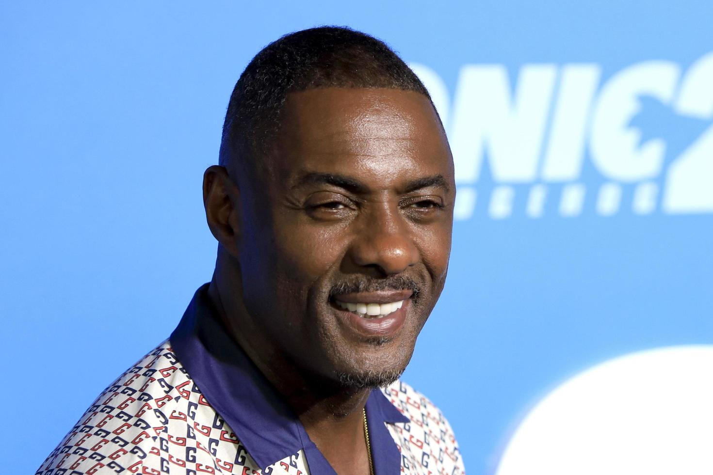 los angeles 5 de abril - idris elba en el estreno de sonic the hedgehog 2 en el teatro del pueblo el 5 de abril de 2022 en westwood, ca foto