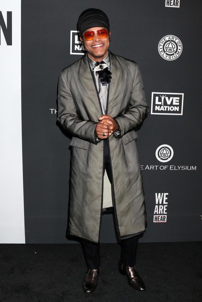 los angeles 4 de enero - maxwell at the art of elysium gala llega al hollywood palladium el 4 de enero de 2020 en los angeles, ca foto