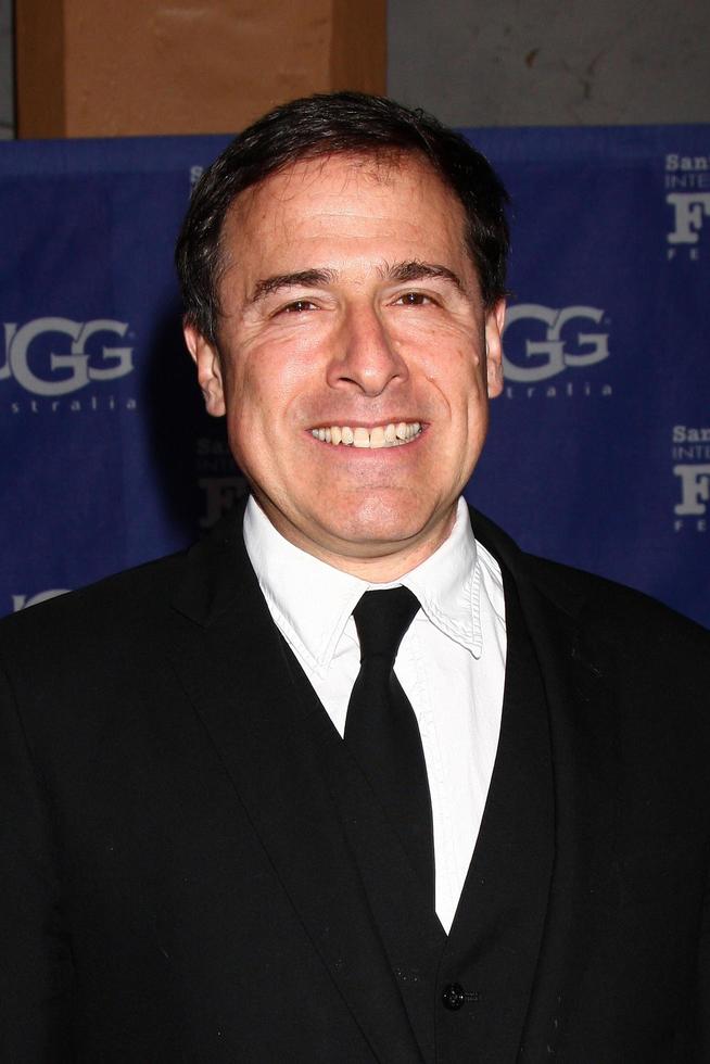 santa barbara, 2 de febrero - david o russell llega al premio sbiff a la actuación sobresaliente del año en el teatro de arlington el 2 de febrero de 2013 en santa barbara, ca foto