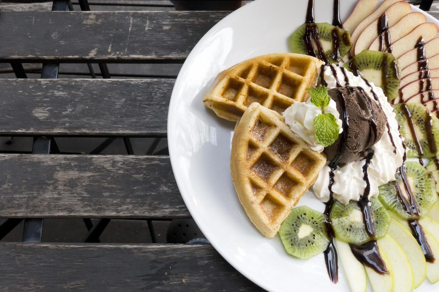 Ice cream waffles with fruit photo