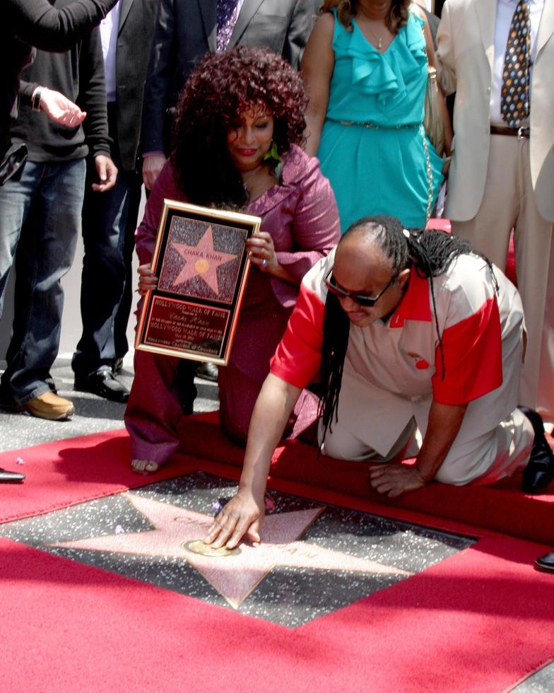LOS ANGELES, MAY 19 - Chaka Kahn, Stevie Wonder at the Chaka Kahn Hollywood Walk of Fame Star Ceremony at Hollywood Blvd on May 19, 2011 in Los Angeles, CA photo