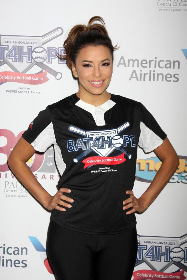 LOS ANGELES, NOV 7 - Eva Longoria at the Adrian Gonzalezs Bat 4 Hope Celebrity Softball Game PADRES Contra El Cancer at the Dodger Stadium on November 7, 2015 in Los Angeles, CA photo