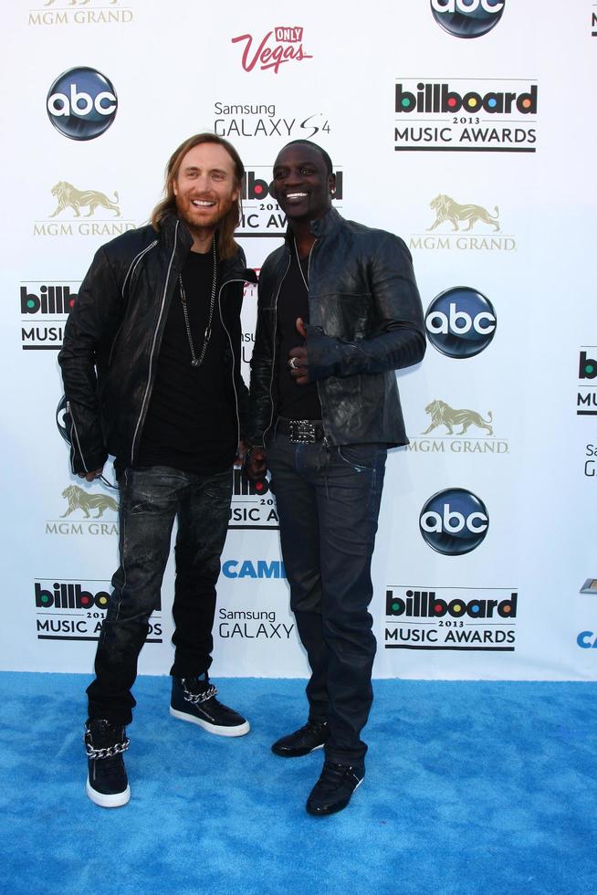 LOS ANGELES, MAY 19 - David Guetta, Akon arrives at the Billboard Music Awards 2013 at the MGM Grand Garden Arena on May 19, 2013 in Las Vegas, NV photo
