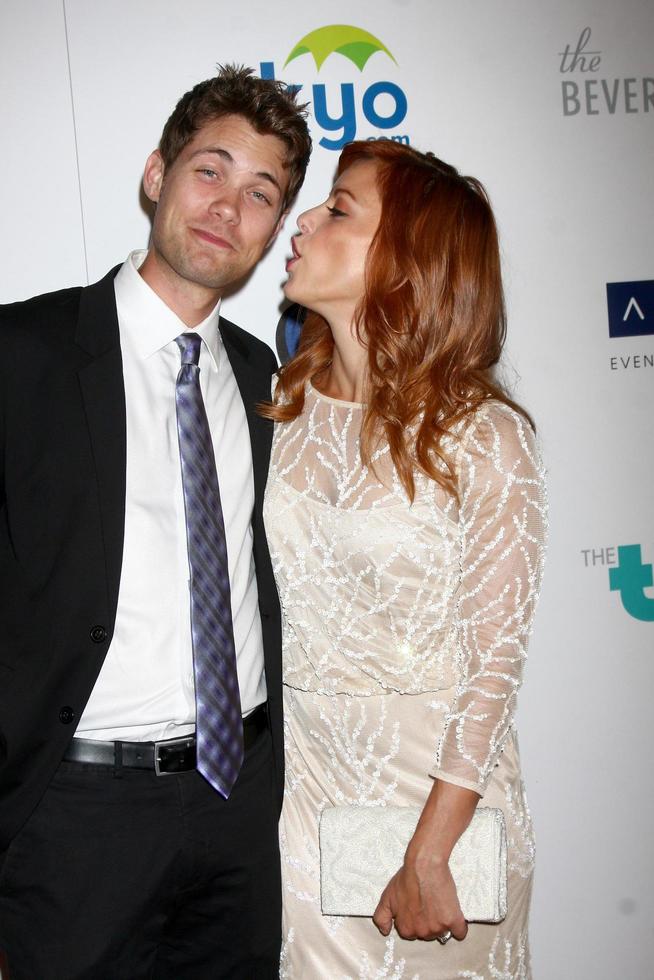 Los Ángeles, 25 de junio - Drew Seeley, Amy Paffrath llega a la cuarta gala anual de la sed en el hotel beverly hilton el 25 de junio de 2013 en beverly hills, ca. foto