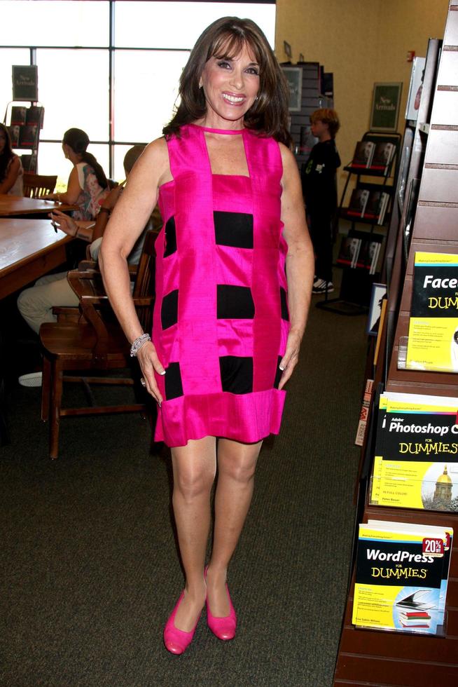 LOS ANGELES, JUL 8 - Kate Linder at the William J. Bell Biography Booksigning at Barnes and Noble on July 8, 2012 in Costa Mesa, CA photo