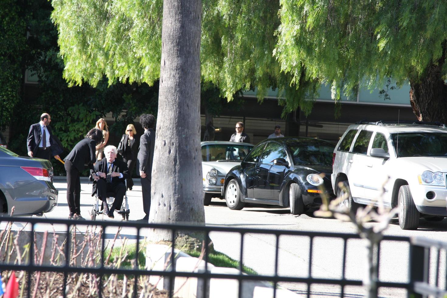 LOS ANGELES, JAN 13 - Guests at David Ozzie Nelsons Memorial Service at Pierce Brothers Westwood Village Memorial Park and Mortuary on January 13, 2010 in Westwood, CA photo