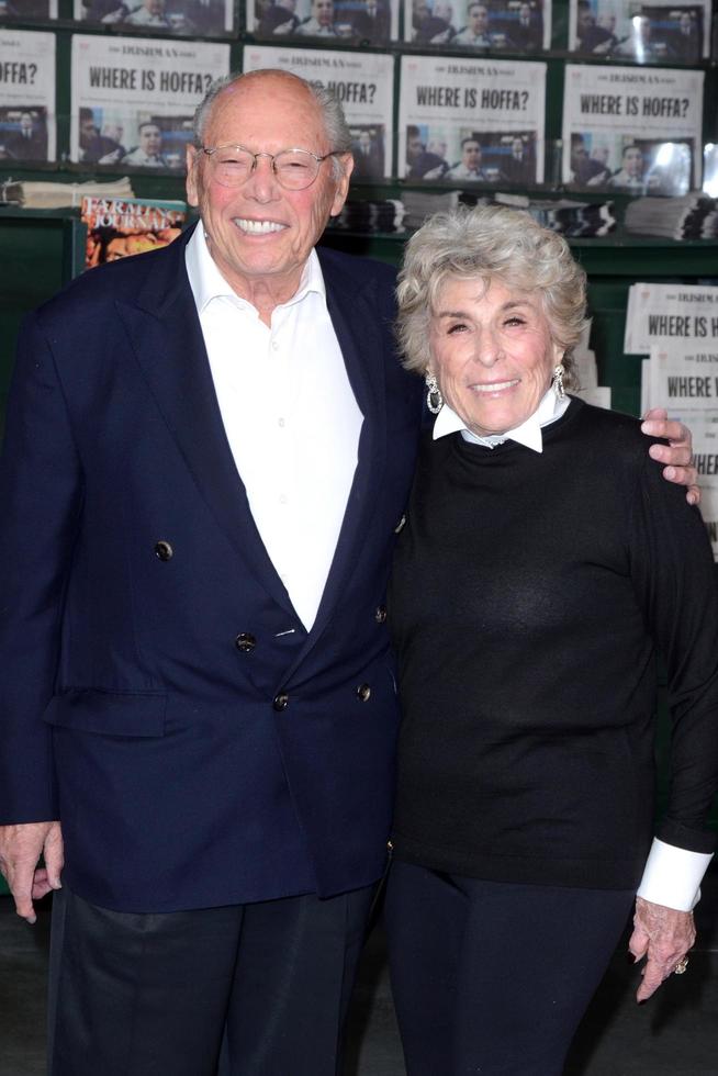 LOS ANGELES - OCT 24  Irwin Winkler at  The Irishman  Premiere at the TCL Chinese Theater IMAX on October 24, 2019 in Los Angeles, CA photo