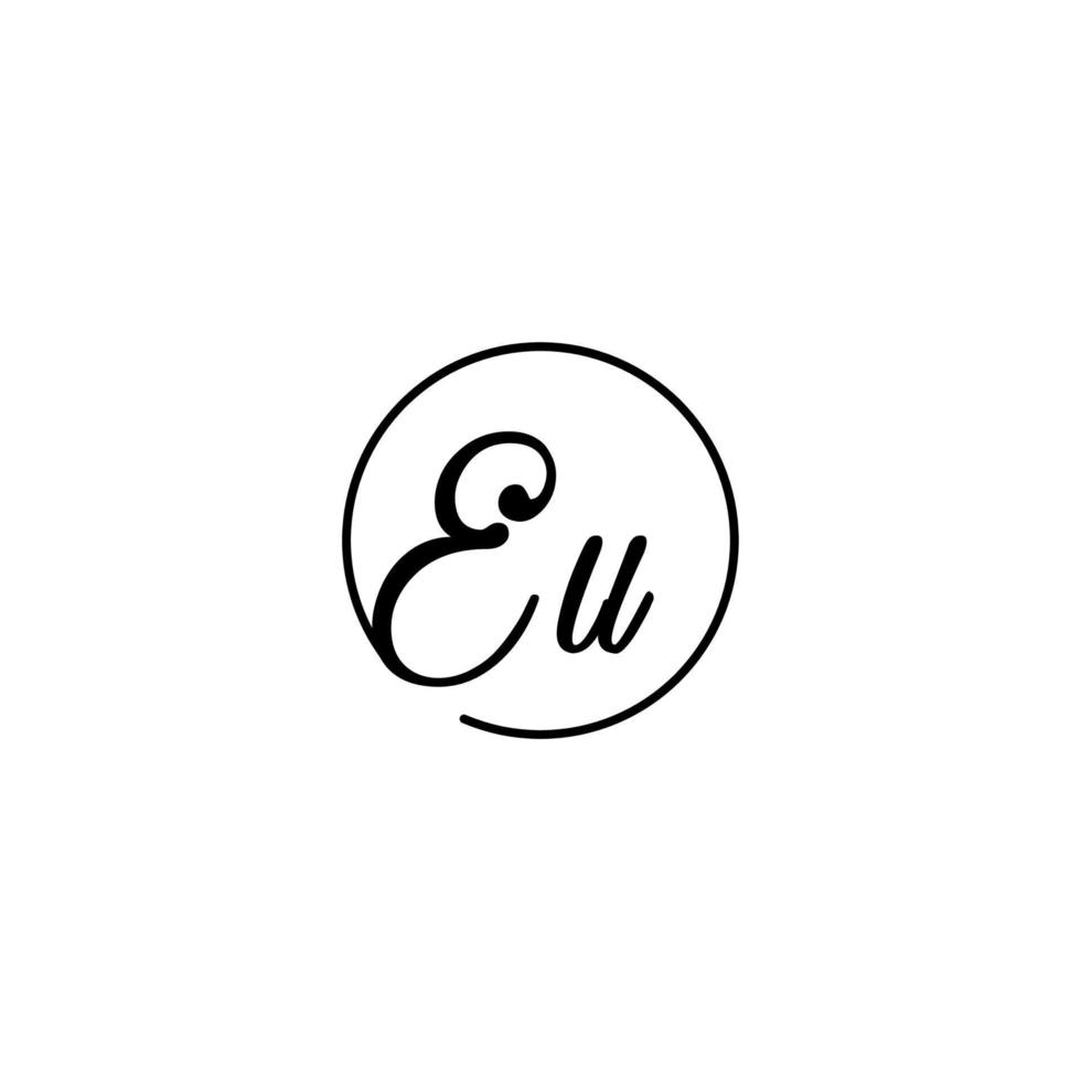 logotipo inicial del círculo de la ue mejor para la belleza y la moda en un concepto femenino audaz vector