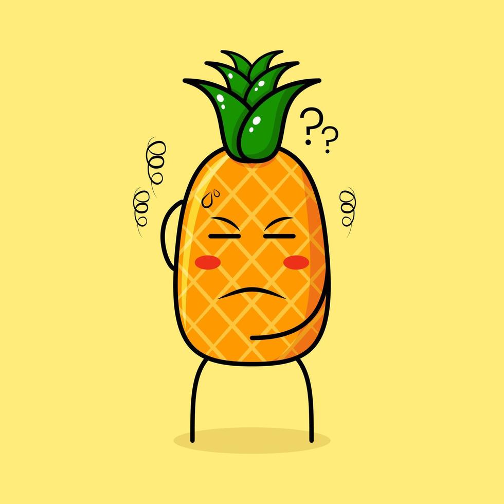 lindo personaje de piña con expresión de pensamiento, una mano en la cabeza y ojos cerrados. verde y amarillo. adecuado para emoticonos, logotipos, mascotas vector