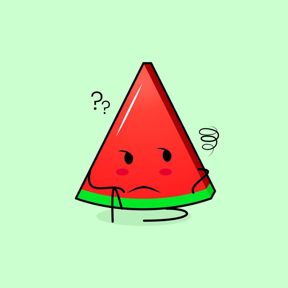 lindo personaje de rebanada de sandía con expresión de pensamiento y sentarse. verde y rojo. adecuado para emoticonos, logotipos, mascotas vector