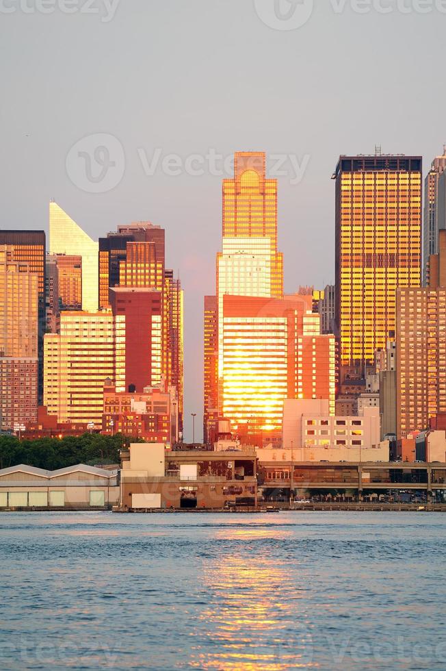 Nueva York Manhattan al atardecer sobre el río Hudson foto