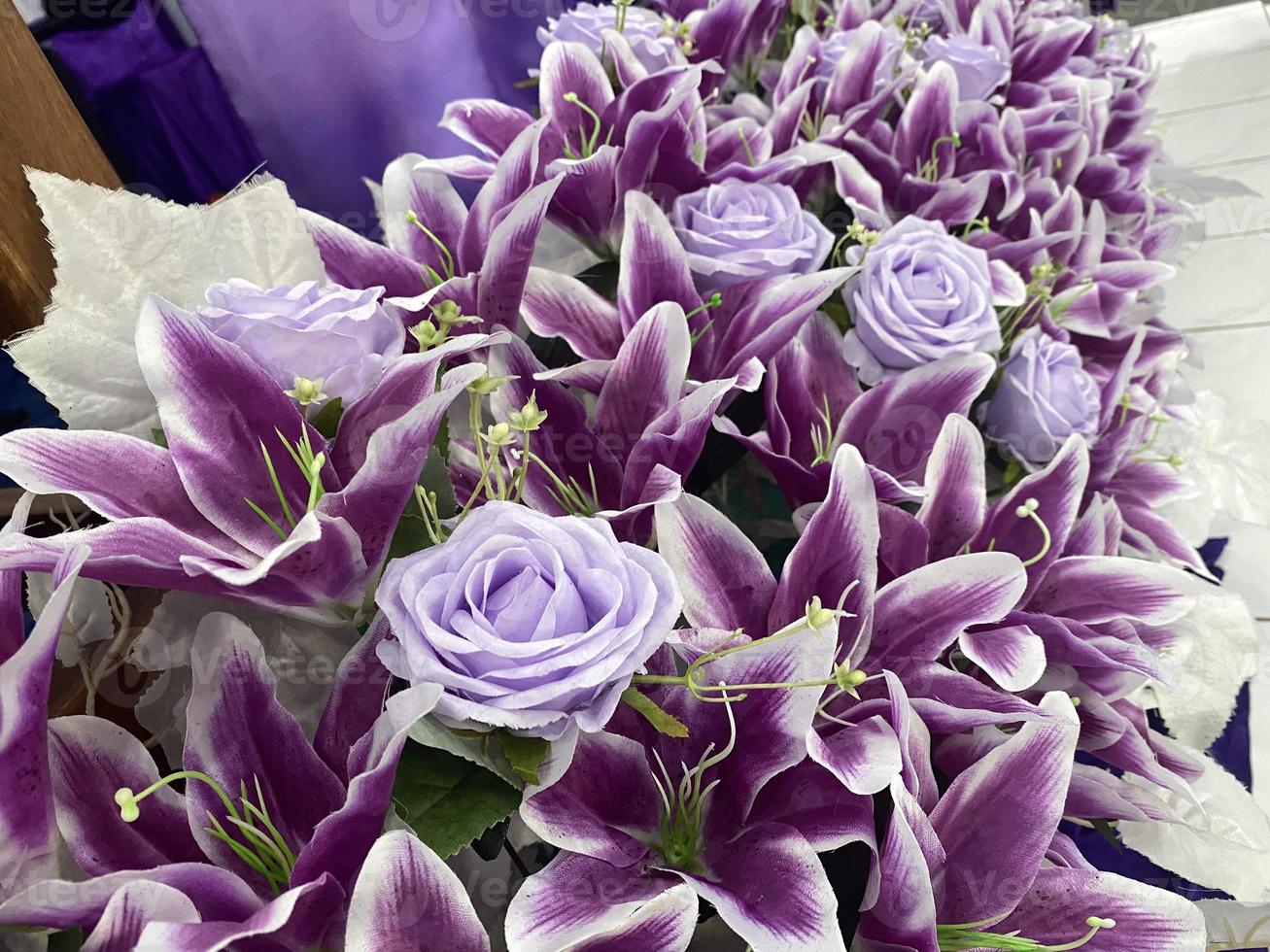 hermoso y elegante paquete de flores de boda en la ciudad de jayapura foto