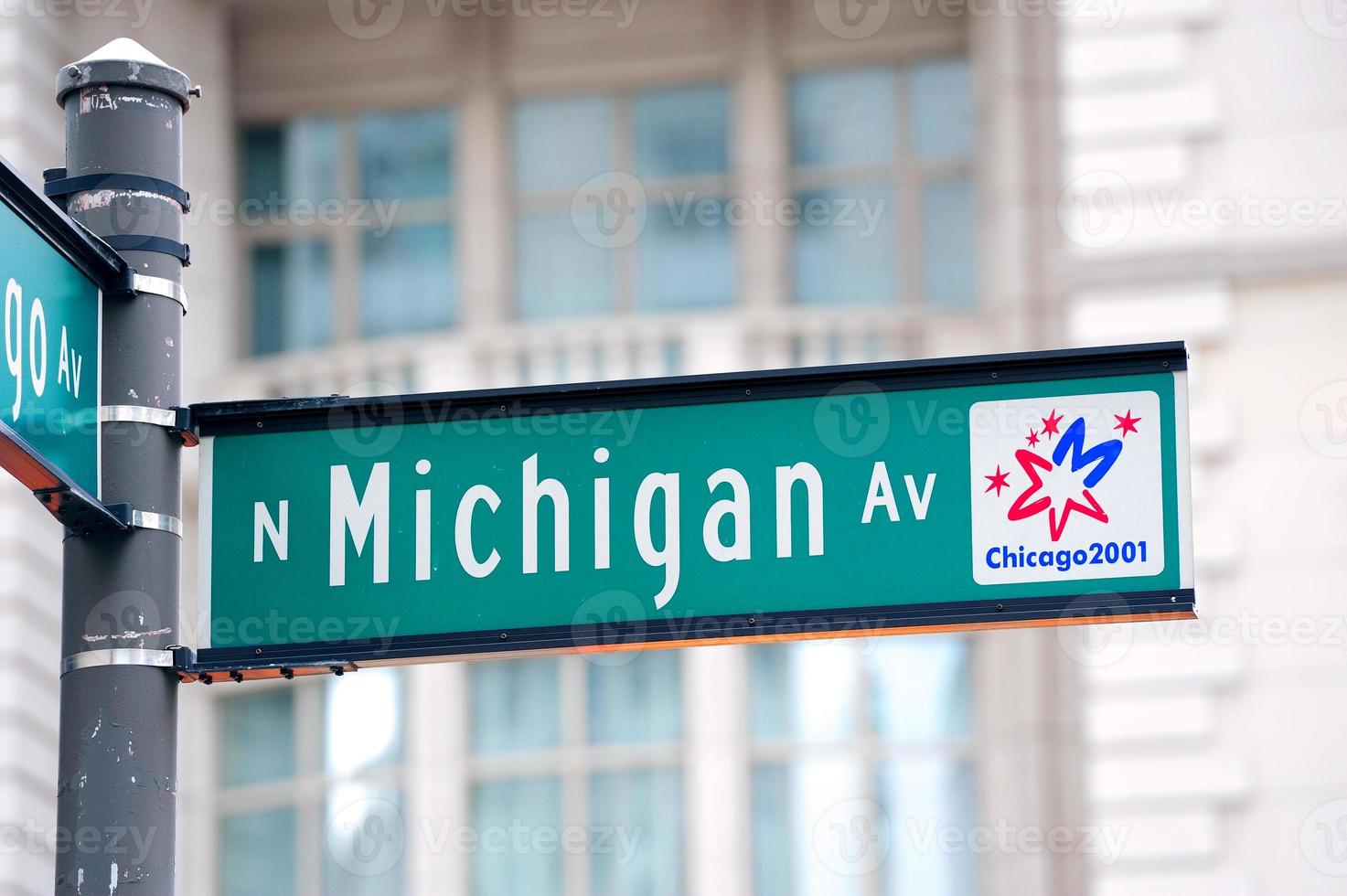 señal de tráfico de la calle de chicago foto