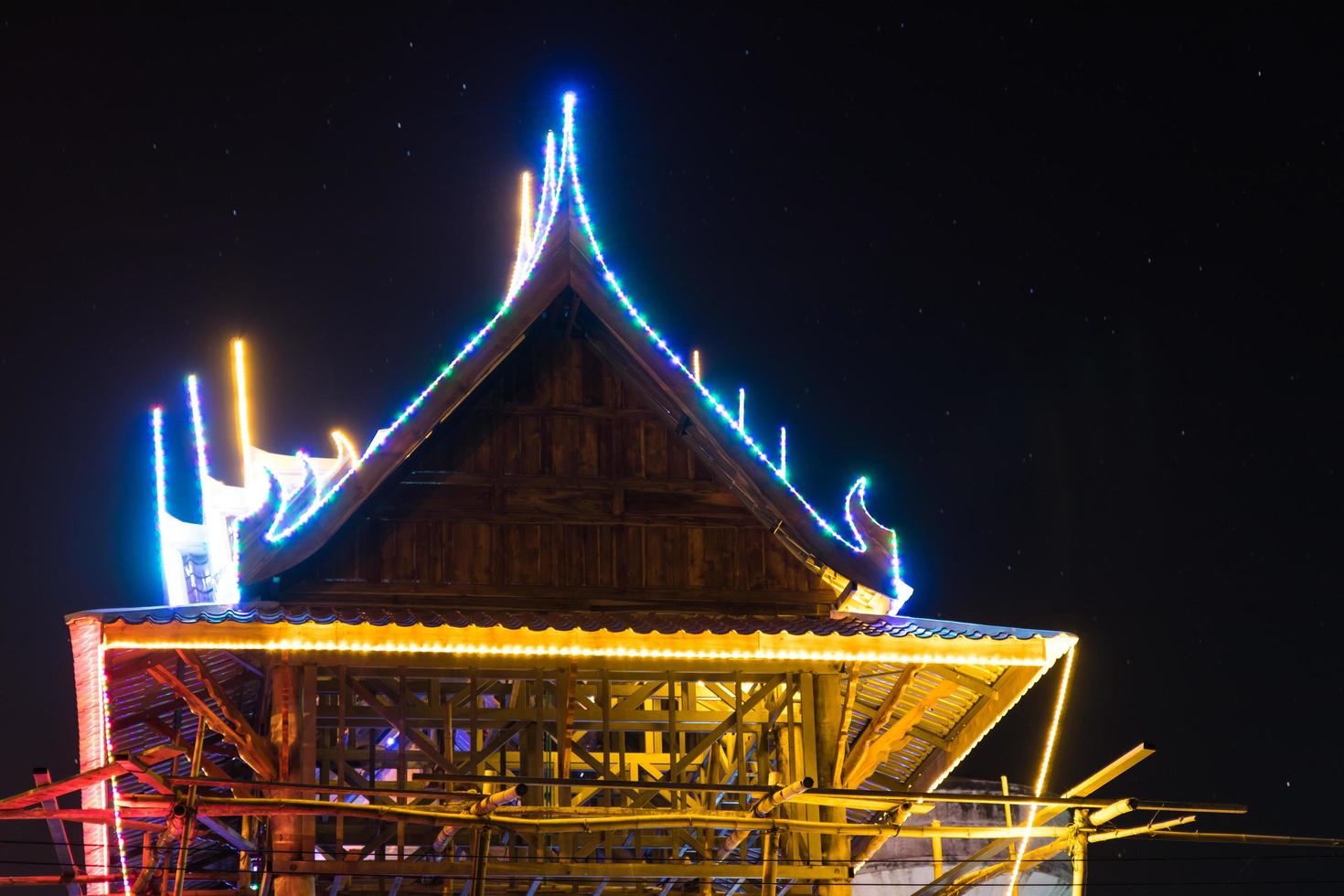 Flashing lights on the roof temple. photo