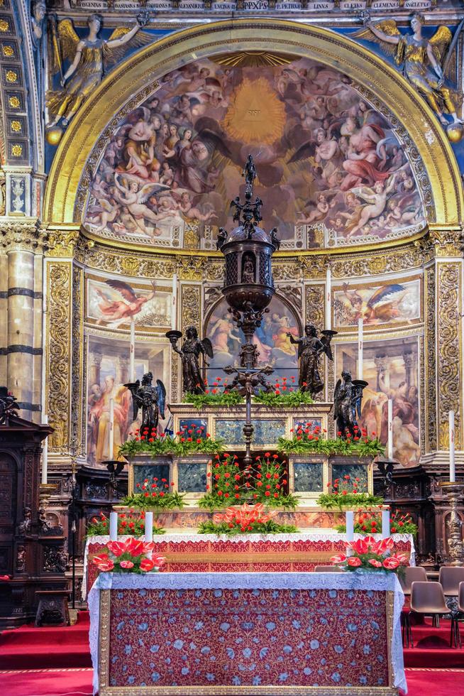 SIENNA, TUSCANY, ITALY, 2013. Interior view of  Sienna Cathedral photo