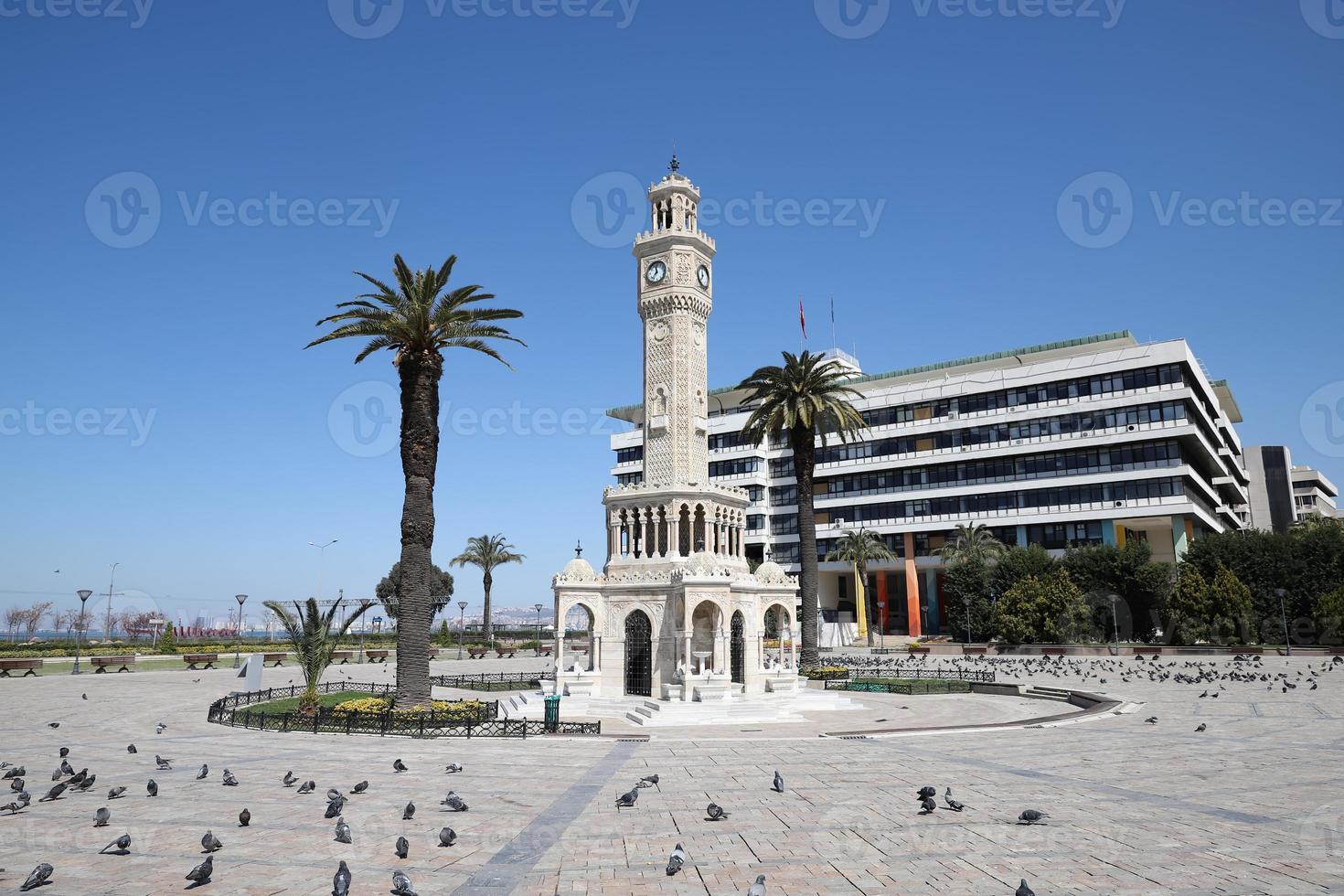 Izmir Clock Tower in Izmir, Turkey photo