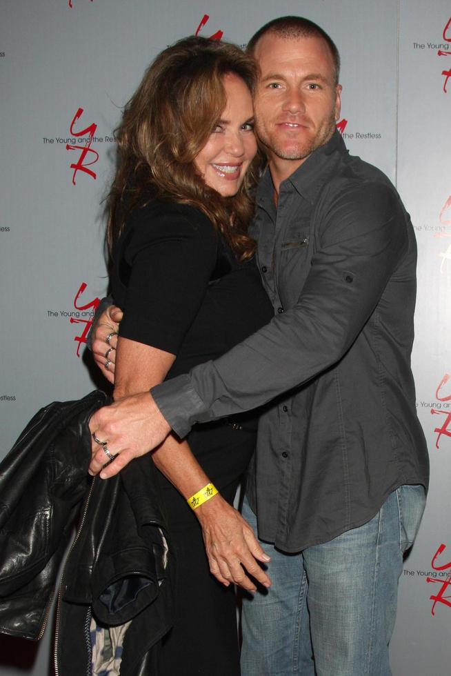 LOS ANGELES, AUG 24 - Catherine Bach, Sean Carrigan at the Young and Restless Fan Club Dinner at the Universal Sheraton Hotel on August 24, 2013 in Los Angeles, CA photo