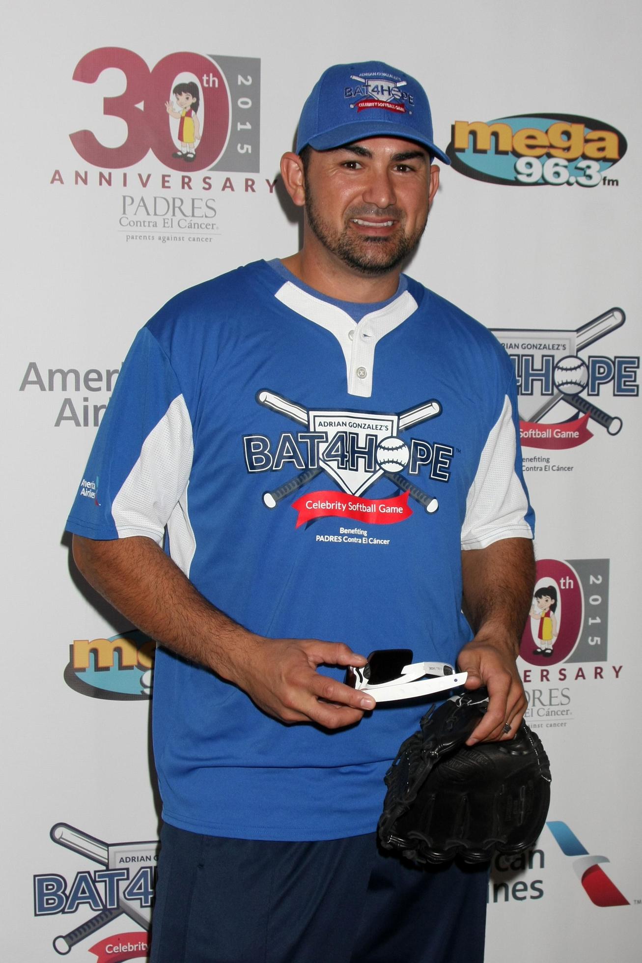 LOS ANGELES, NOV 7 - Adrian Gonzalez at the Adrian Gonzalezs Bat 4 Hope