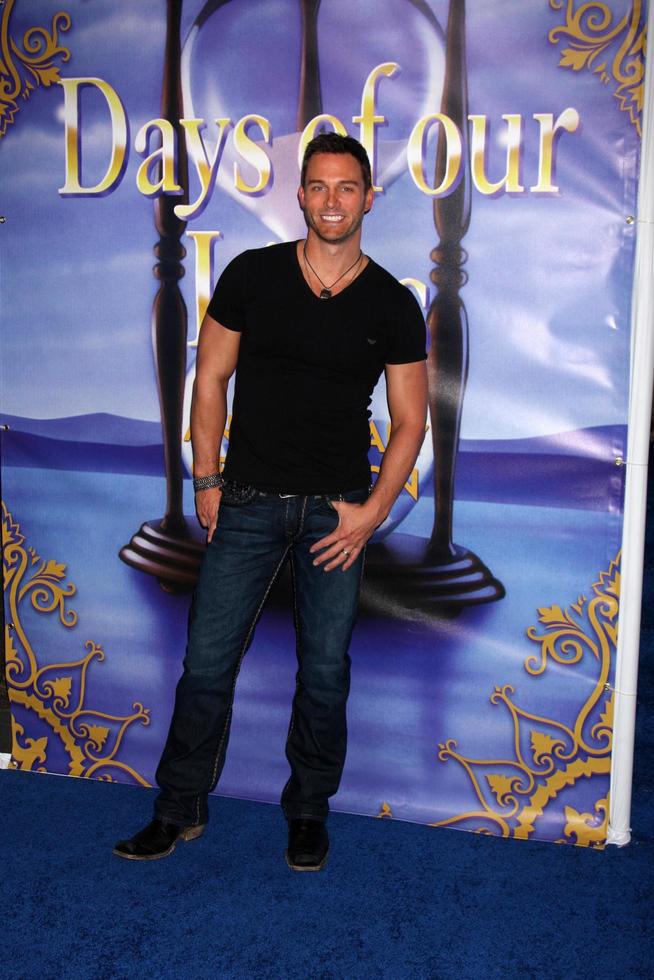 LOS ANGELES, NOV 6 - Eric Martsolf arrives at the Days of Our Lives 45th Anniversary Party at House of Blues on November 6, 2010 in West Hollywood, CA photo