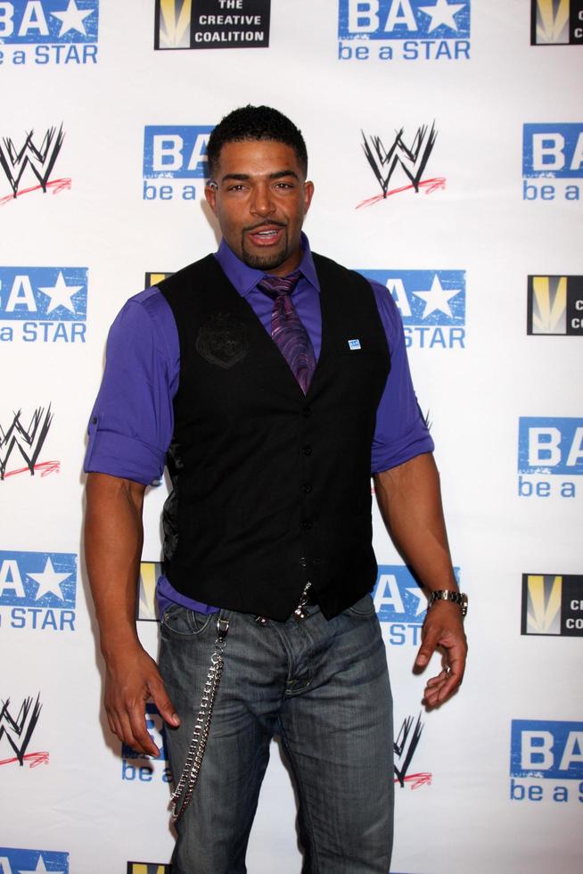 los angeles, 11 de agosto - david otunga llegando al evento be a star summer en andaz hotel el 11 de agosto de 2011 en los angeles, ca foto