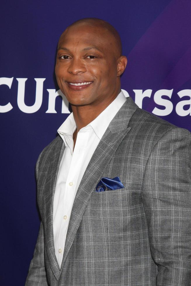 los angeles, 19 de enero - eddie george en la gira de prensa de nbc tca invierno 2014 en el hotel langham huntington el 19 de enero de 2014 en pasadena, ca foto