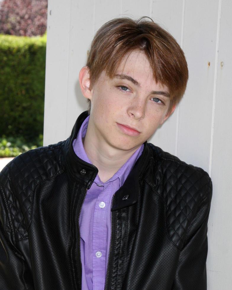 LOS ANGELES, AUG 6 - Dylan Riley Snyder at a private photo shoot at Private Home on August 6, 2011 in Sherman Oaks, CA