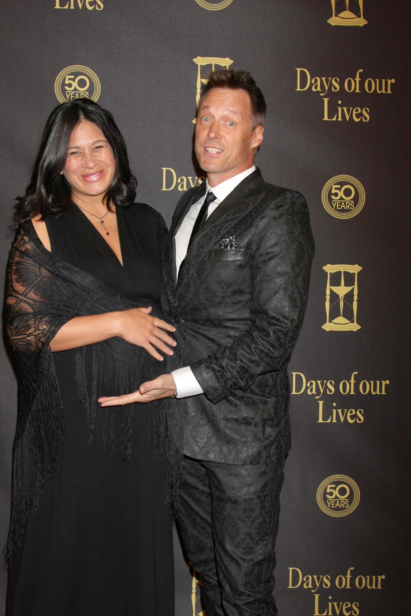 LOS ANGELES, NOV 7 Lana Buss, Matthew Ashford at the Days of Our