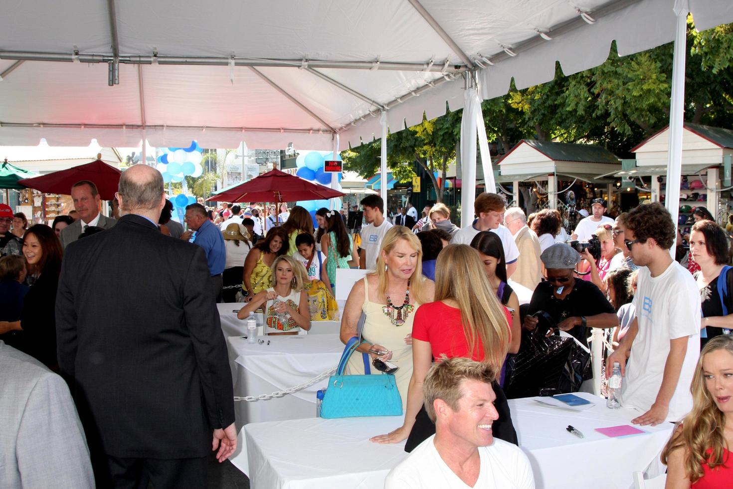 LOS ANGELES  AUG 23 - Atmosphere at the Bold and Beautiful Fan Meet and Greet at the Farmers Market on August 23, 2013 in Los Angeles, CA photo