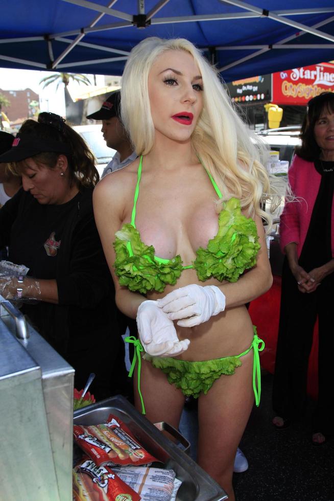LOS ANGELES, JUL 31 - Courtney Stodden at the PETA Pinks Veggie Hot Dog Event at the Hollywood and Highland on July 31, 2013 in Los Angeles, CA photo