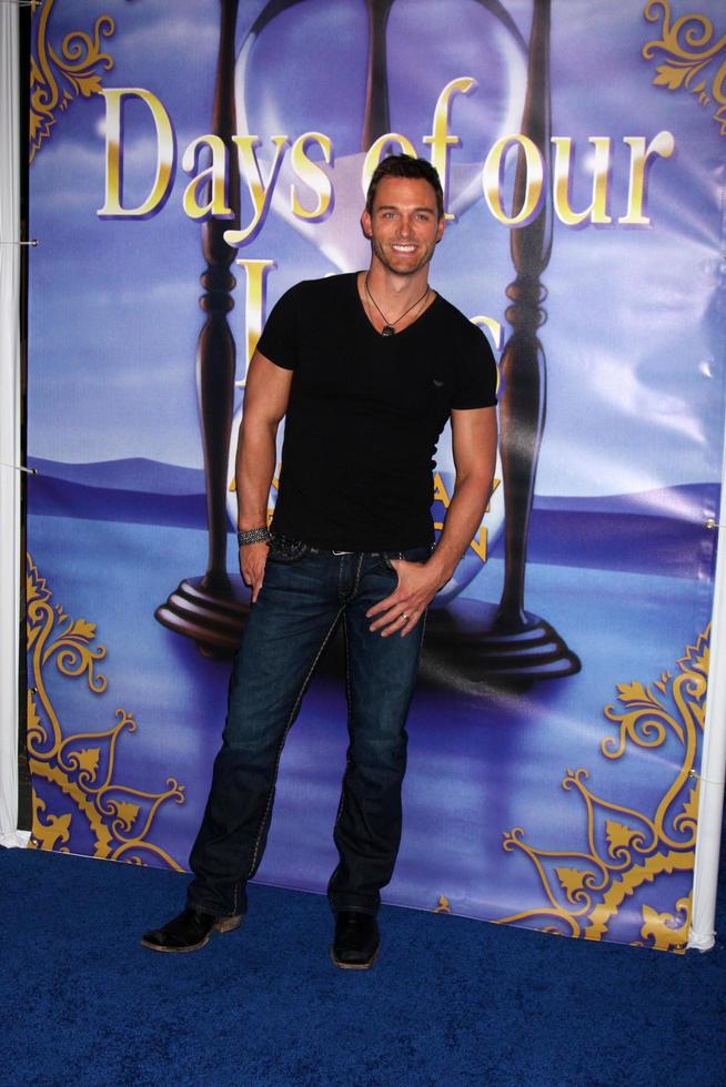 LOS ANGELES, NOV 6 - Eric Martsolf arrives at the Days of Our Lives 45th Anniversary Party at House of Blues on November 6, 2010 in West Hollywood, CA photo
