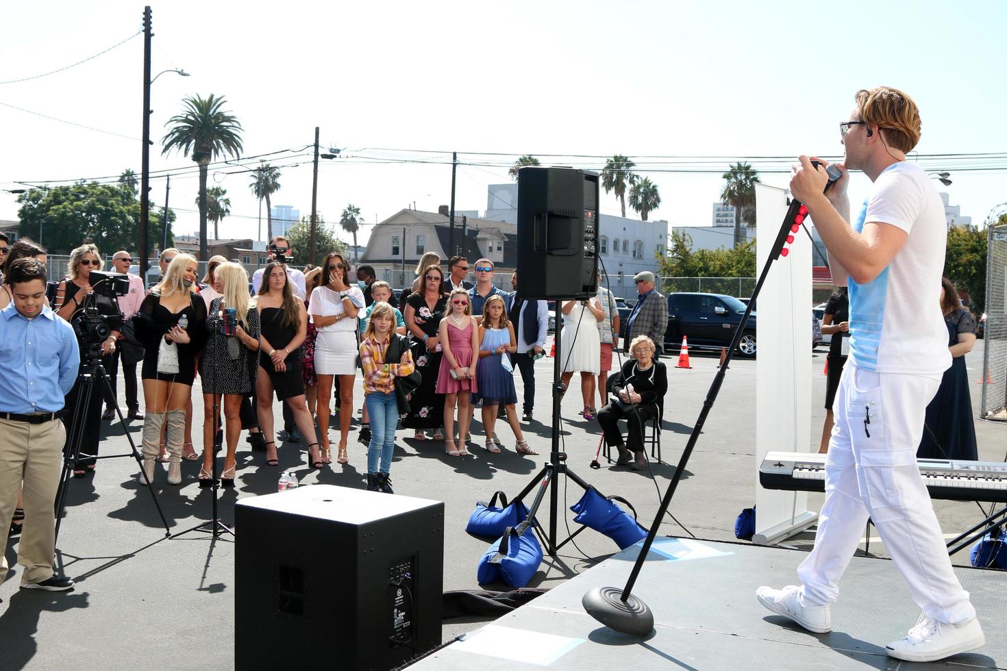 LOS ANGELES  SEP 19 - Presley Aronson and fans at the 2021 Catalina Film Fest at Long Beach, at the Scottish Rite Event Center on September 19, 2021 in Long Beach, CA photo