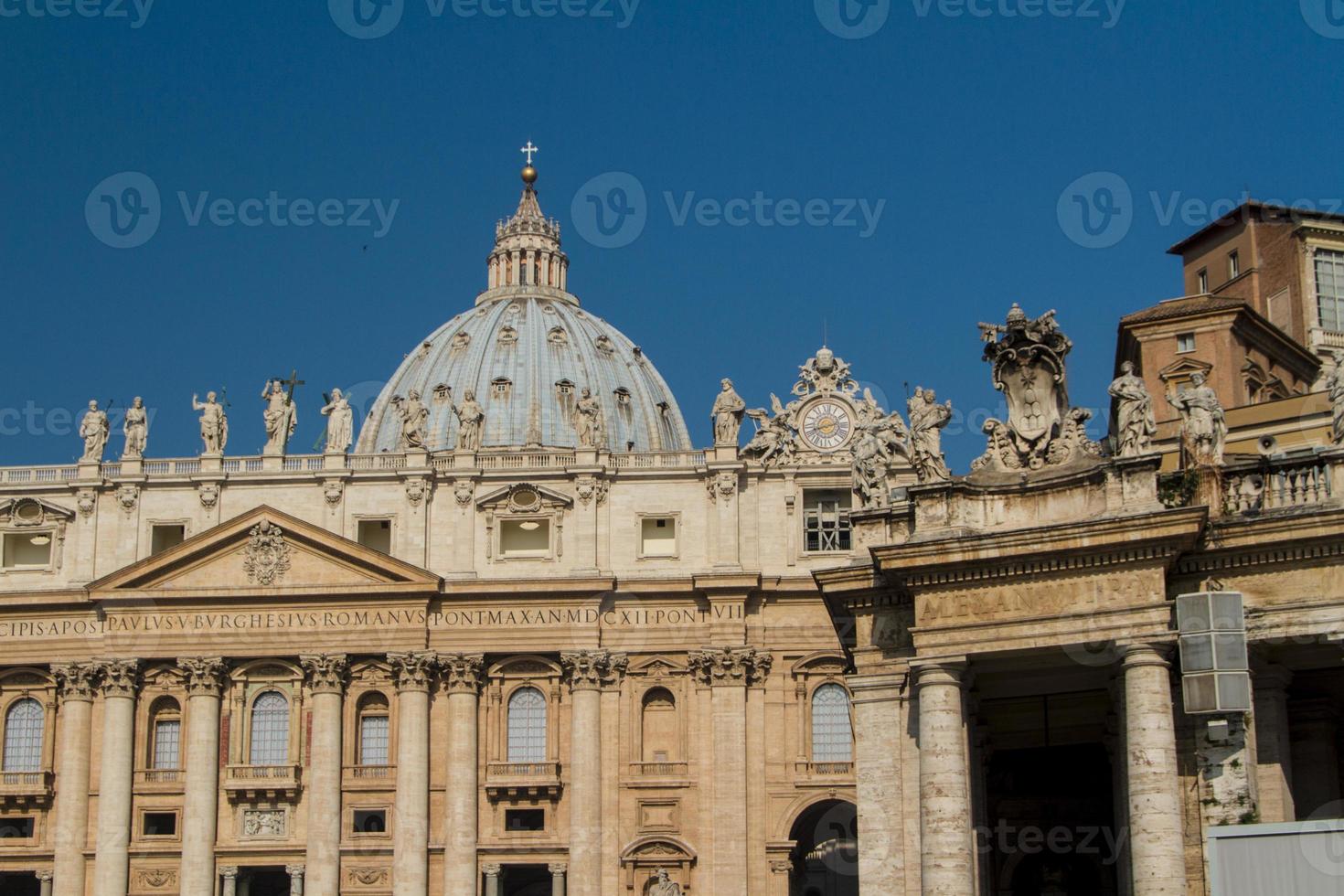 basílica de san pietro, vaticano, roma, italia foto