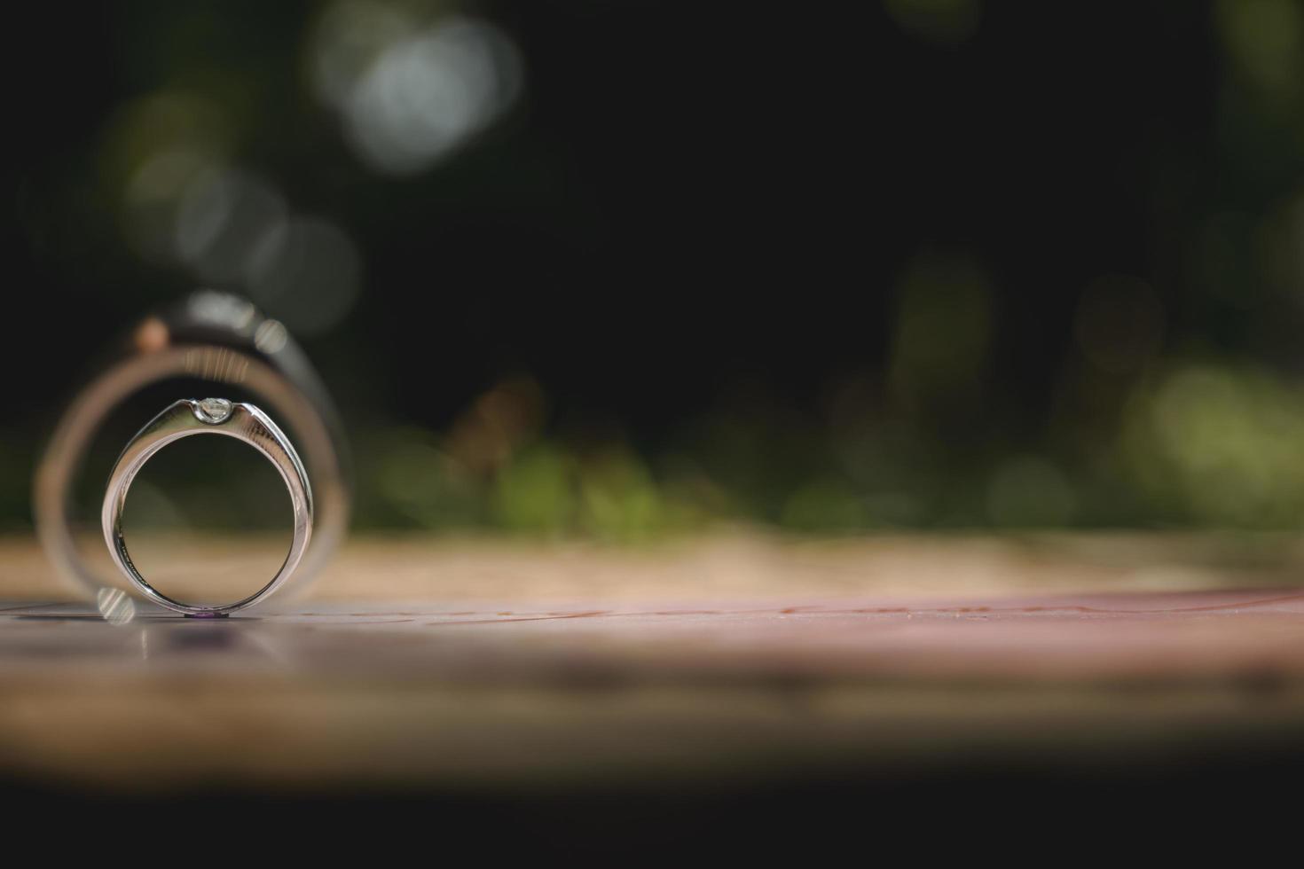 anillos de boda, estilo de imagen vintage foto