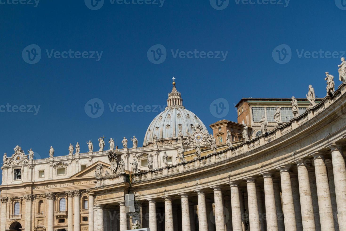 Basilica di San Pietro, Vatican City, Rome, Italy photo